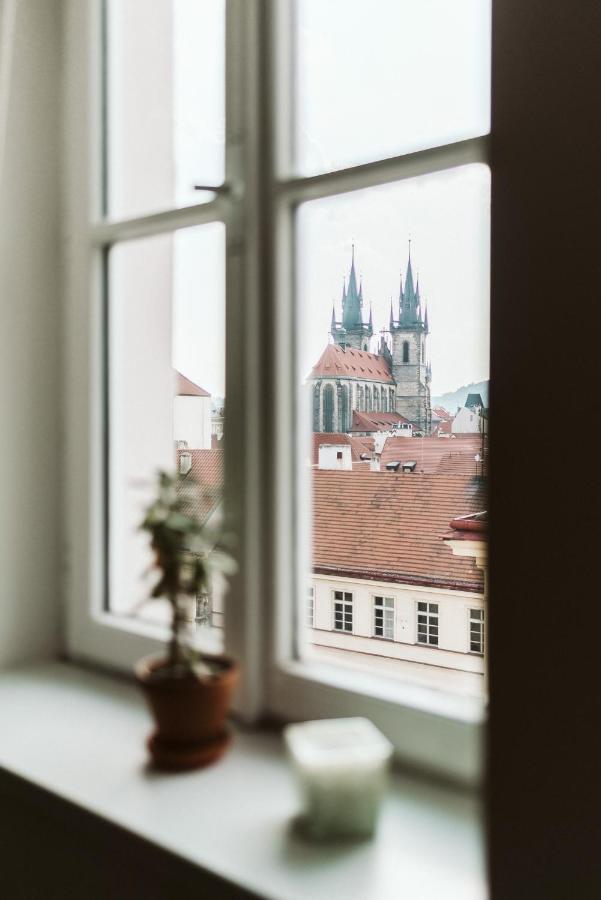 Lil Apartment With Tyn Cathedral View, Parking & Ac براغ المظهر الخارجي الصورة